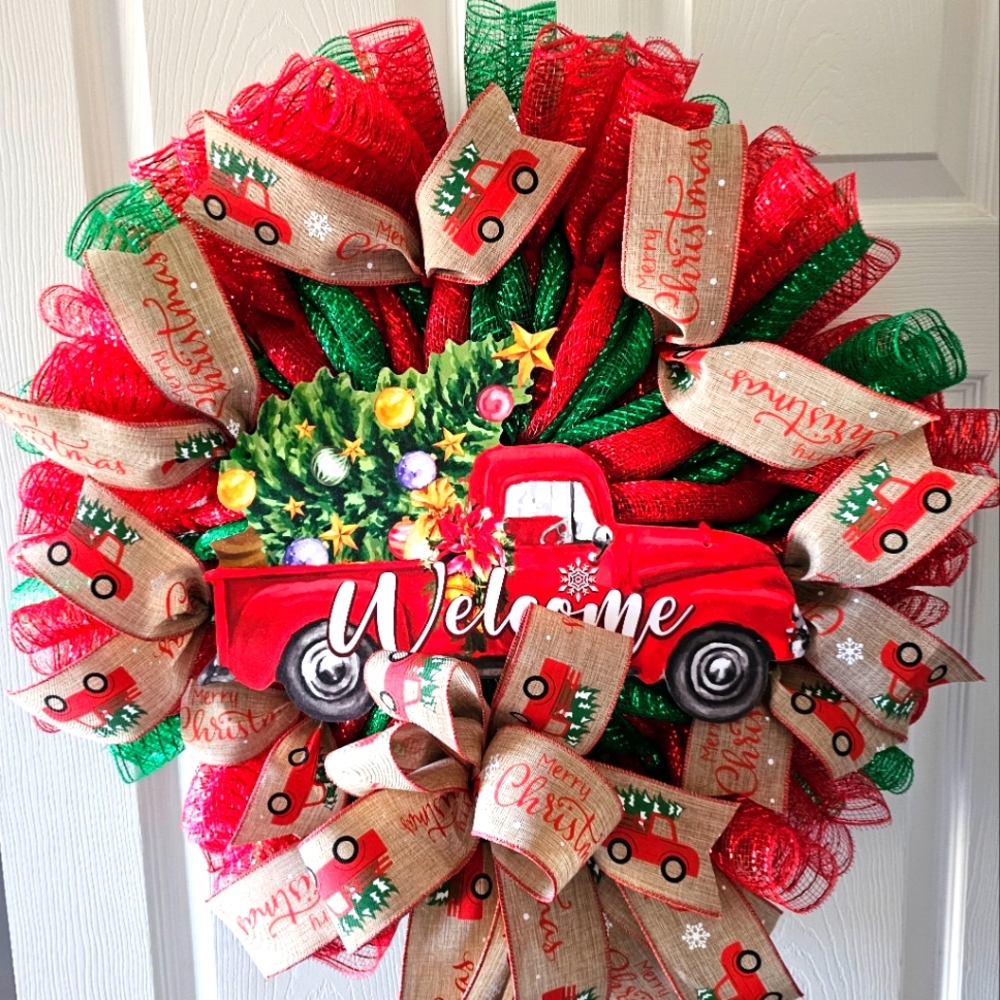 Red truck wreath